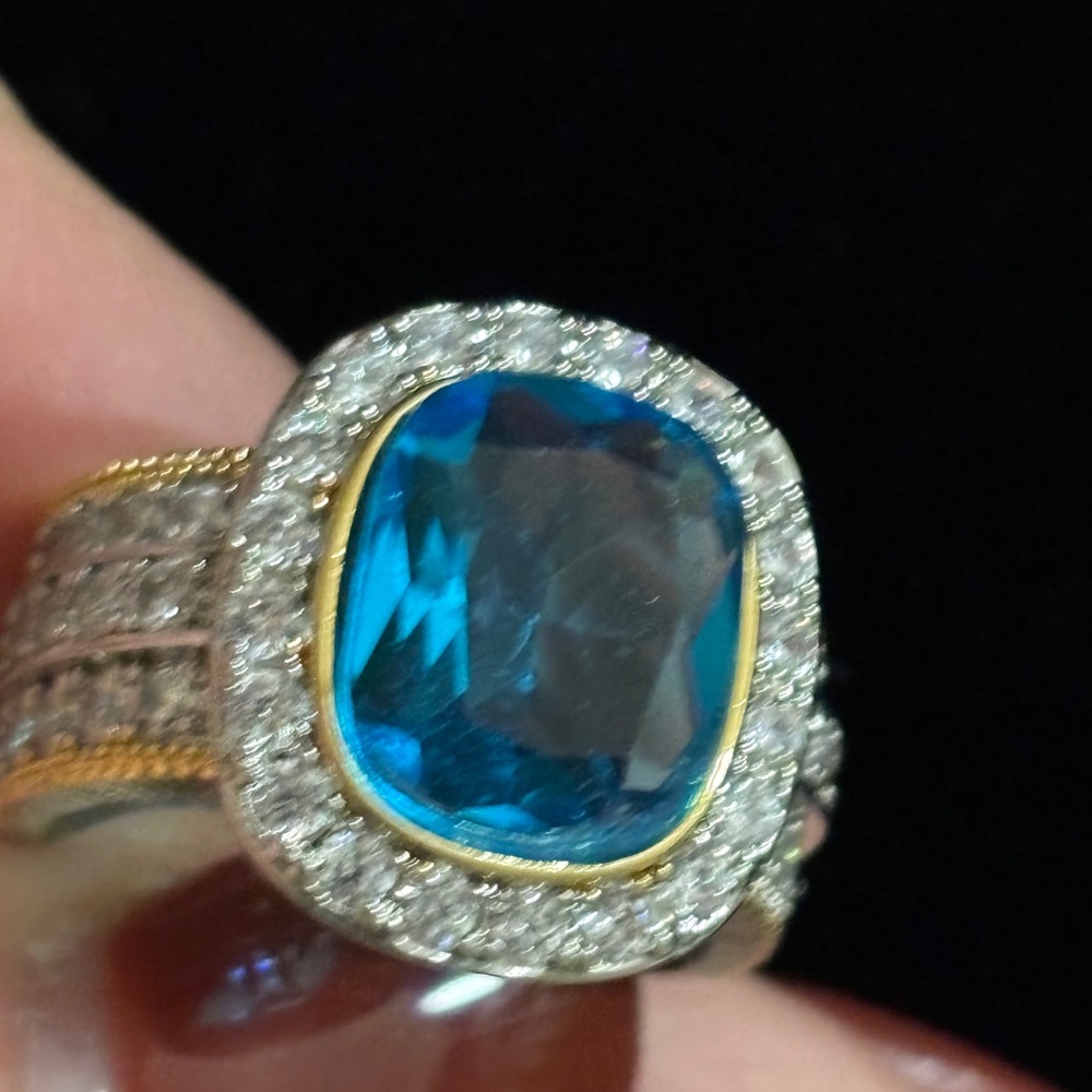 CUSHION CUT TURQUOISE RING